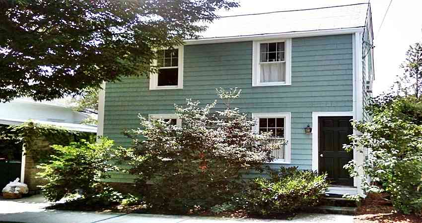 House In Bristol RI